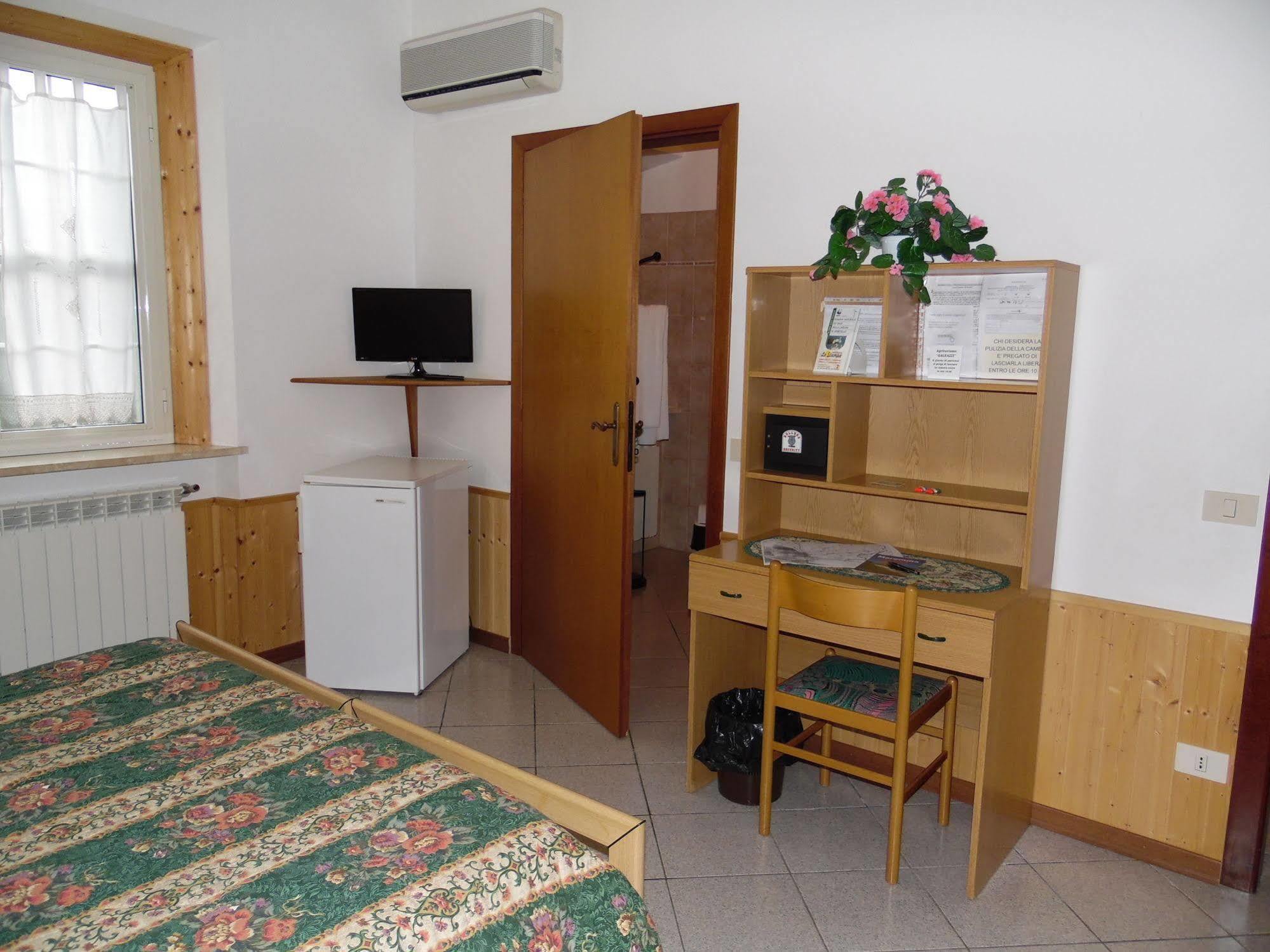 Agriturismo Galeazzi มาร์ซิลิอานา ภายนอก รูปภาพ