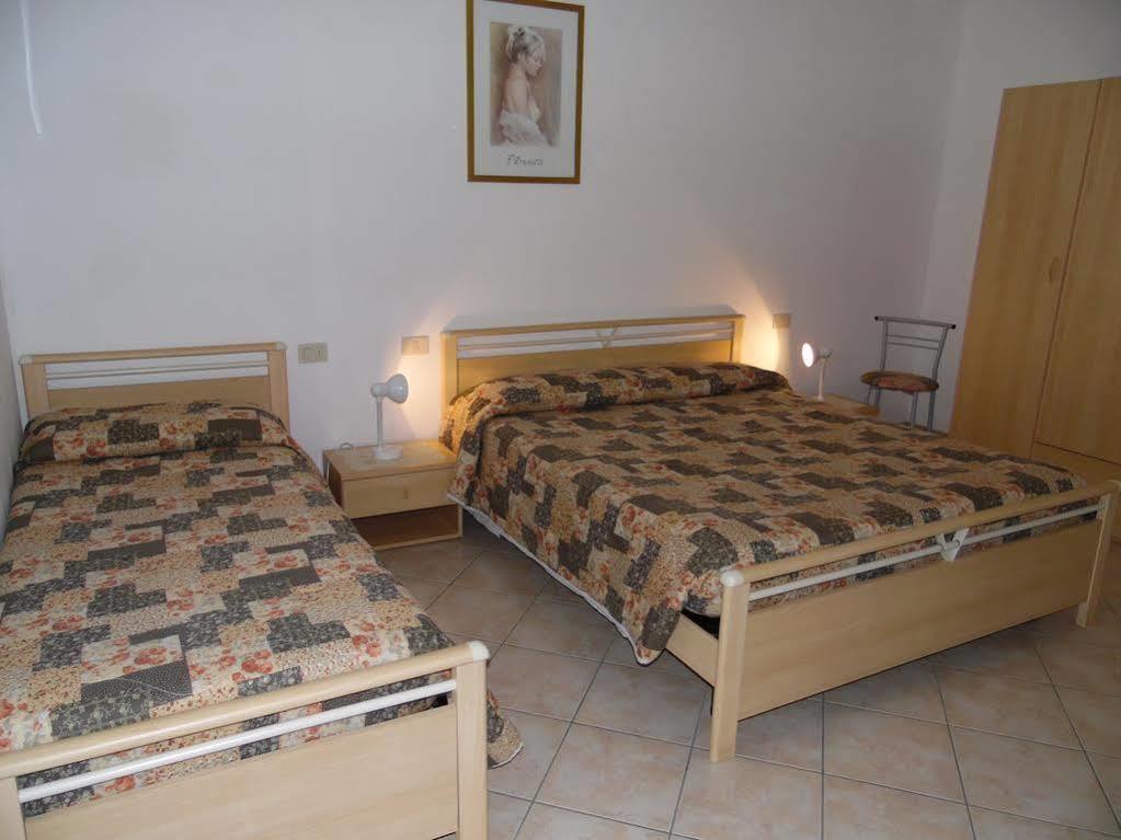 Agriturismo Galeazzi มาร์ซิลิอานา ภายนอก รูปภาพ